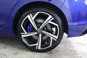 VOLKSWAGEN GOLF 2.0 TSI R DSG 4Motion Euro 6 (s/s) 5dr