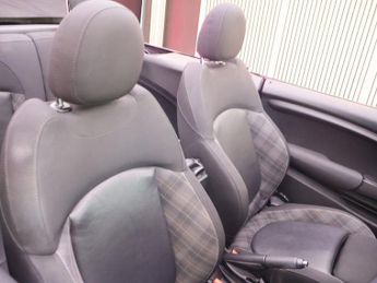 MINI CONVERTIBLE 1.5 Cooper Convertible 2dr Petrol Auto Euro 6 (s/s) (136 ps)
