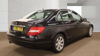 MERCEDES-BENZ C CLASS 2.1 C220 CDI BlueEfficiency Executive SE Saloon 4dr Diesel G-Tro