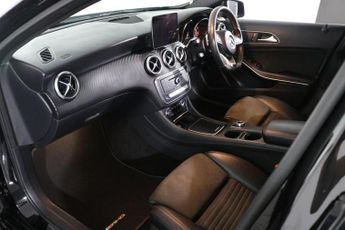 MERCEDES-BENZ A CLASS 1.5 A180d AMG Line (Premium) Hatchback 5dr Diesel 7G-DCT Euro 6 