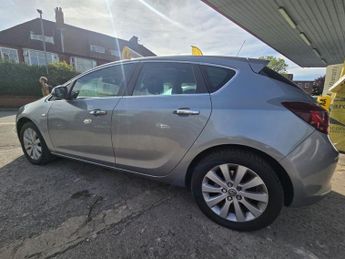 VAUXHALL ASTRA 2.0 CDTi ecoFLEX Elite Hatchback 5dr Diesel Manual Euro 5 (s/s) 