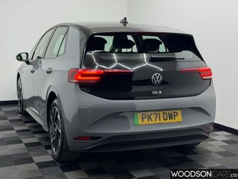 VOLKSWAGEN ID.3 Pro 58kWh Life Hatchback 5dr Electric Auto (145 ps)