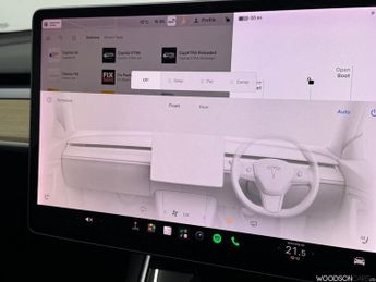 TESLA Model 3 Standard Range Plus Saloon 4dr Electric Auto RWD (241 bhp)