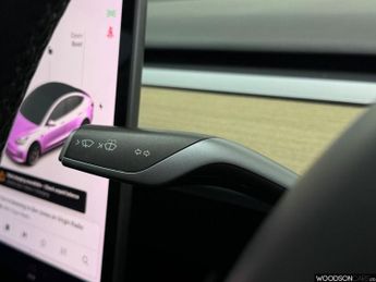 TESLA Model 3 Standard Range Plus Saloon 4dr Electric Auto RWD (241 bhp)