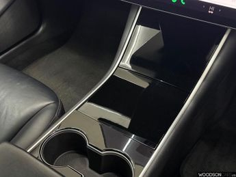 TESLA Model 3 Standard Range Plus Saloon 4dr Electric Auto RWD (241 bhp)