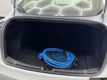 TESLA Model 3 Standard Range Plus Saloon 4dr Electric Auto RWD (241 bhp)
