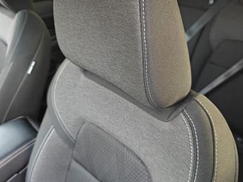 NISSAN QASHQAI 1.3 DIG-T MHEV N-Connecta SUV 5dr Petrol Hybrid Manual Euro 6 (s