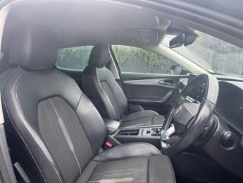 CUPRA FORMENTOR 1.4 eHybrid 12.8kWh V1 SUV 5dr Petrol Plug-in Hybrid DSG 