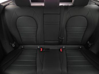 MERCEDES-BENZ GLC 2.1 GLC220d Urban Edition SUV 5dr Diesel G-Tronic+ 4MATIC Euro 6