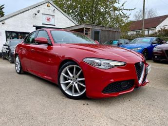 Alfa Romeo Giulia 2.0 TB VELOCE 4d 277 BHP