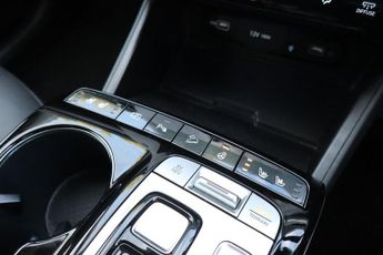 HYUNDAI TUCSON 1.6 T-GDi 13.8kWh Ultimate SUV 5dr Petrol Plug-in Hybrid Auto 4W