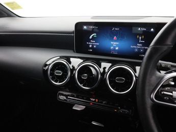 MERCEDES-BENZ A CLASS 1.3 A180 Sport (Executive) Hatchback 5dr Petrol 7G-DCT Euro 6 (s