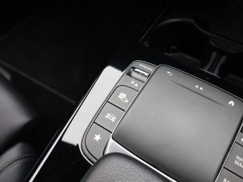 MERCEDES-BENZ A CLASS 1.3 A180 Sport (Executive) Hatchback 5dr Petrol 7G-DCT Euro 6 (s