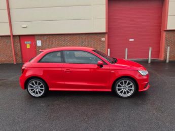 AUDI A1 1.4 TFSI S line Hatchback 3dr Petrol S Tronic Euro 6 (s/s) (Nav)