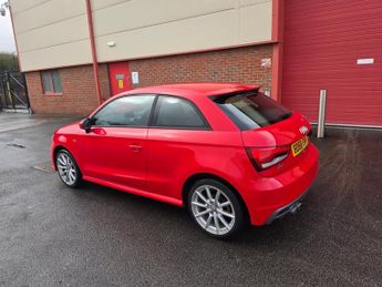 AUDI A1 1.4 TFSI S line Hatchback 3dr Petrol S Tronic Euro 6 (s/s) (Nav)