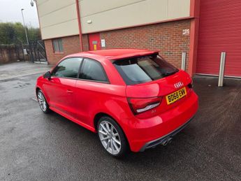 AUDI A1 1.4 TFSI S line Hatchback 3dr Petrol S Tronic Euro 6 (s/s) (Nav)