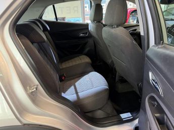 VAUXHALL MOKKA 1.7 CDTi Exclusiv SUV 5dr Diesel Manual 2WD Euro 5 (s/s) (130 ps