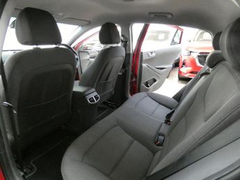 HYUNDAI IONIQ 1.6 h-GDi 1st Edition Hatchback 5dr Petrol Hybrid DCT Euro 6 (s/