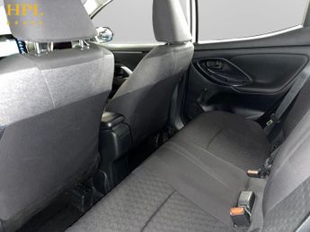 TOYOTA YARIS 1.5 VVT-h Icon Hatchback 5dr Petrol Hybrid E-CVT Euro 6 (s/s) (1