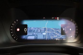 VOLVO XC40 2.0 B4 MHEV Plus Dark SUV 5dr Petrol Hybrid DCT Auto Euro 6 (s/s