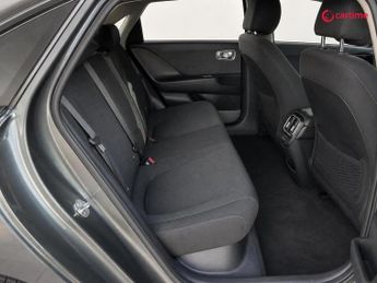 HYUNDAI IONIQ 6 77.4kWh Premium Saloon 4dr Electric Auto (228 ps) Rear View Moni