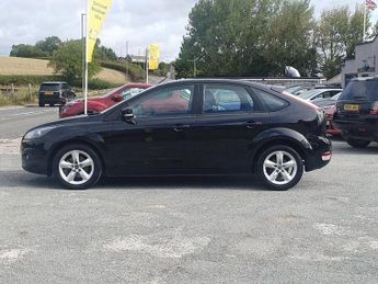 FORD FOCUS 1.6 Zetec Hatchback 5dr Petrol Automatic (184 g/km, 99 bhp)