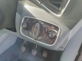 FORD C-MAX 1.6 Zetec MPV 5dr Petrol Manual Euro 5 (105 ps)