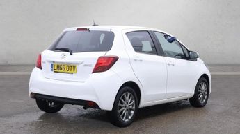 TOYOTA YARIS 1.33 Dual VVT-i Icon Hatchback 5dr Petrol Multidrive S Euro 6 (9
