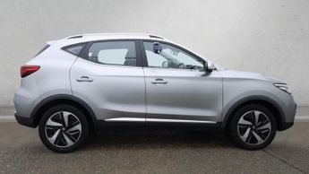 MG MG ZS 72.6kWh Trophy Connect Long Range SUV 5dr Electric Auto (156 ps)