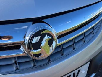 VAUXHALL CORSA 1.4 16V SE Hatchback 5dr Petrol Auto Euro 5 (100 ps)