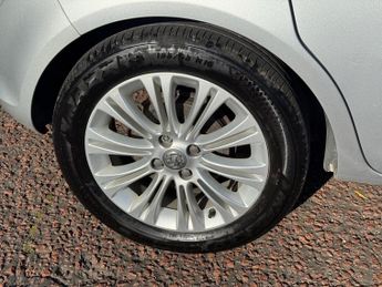 VAUXHALL CORSA 1.4 16V SE Hatchback 5dr Petrol Auto Euro 5 (100 ps)