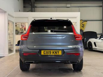 VOLVO XC40 2.0 T4 R-Design SUV 5dr Petrol Auto AWD Euro 6 (s/s) (190 ps)