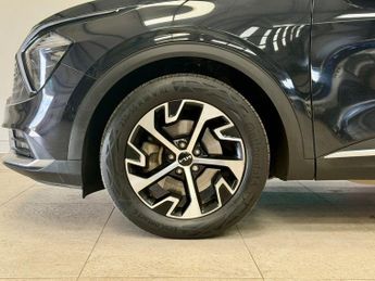 KIA SPORTAGE 1.6 h T-GDi 3 SUV 5dr Petrol Hybrid Auto Euro 6 (s/s) (226 bhp)