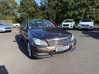 Mercedes C Class 1.6 C180 BlueEfficiency Executive SE Saloon 4dr Petrol G-Tronic+