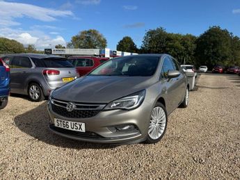 Vauxhall Astra 1.4i Turbo Elite Nav Hatchback 5dr Petrol Manual Euro 6 (150 ps)