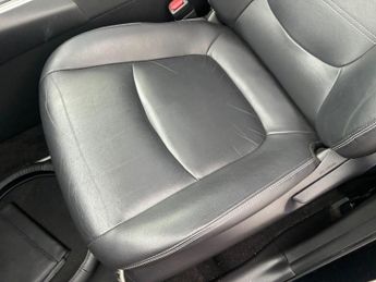 TOYOTA RAV4 2.5 VVT-h Excel SUV 5dr Petrol Hybrid CVT Euro 6 (s/s) (218 ps)