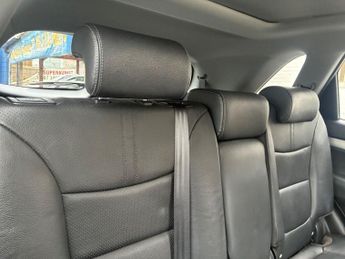 KIA SORENTO 2.2 CRDi KX-3 SUV 5dr Diesel Auto AWD Euro 5 (SNav) (194 bhp)