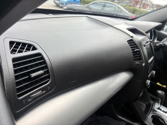 KIA SORENTO 2.2 CRDi KX-3 SUV 5dr Diesel Auto AWD Euro 5 (SNav) (194 bhp)