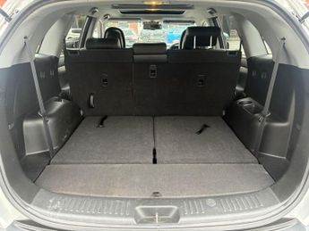 KIA SORENTO 2.2 CRDi KX-3 SUV 5dr Diesel Auto AWD Euro 5 (SNav) (194 bhp)