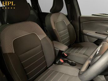 DACIA JOGGER 1.6 Hybrid Extreme SE MPV 5dr Petrol Hybrid Auto Euro 6 (s/s) (1