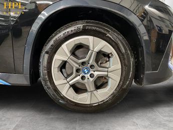 BMW IX1 30 66.5kWh xLine SUV 5dr Electric Auto xDrive (11kW Charger) (31