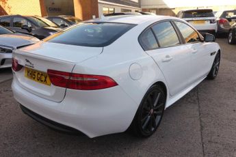 JAGUAR XE 2.0 GTDi R-Sport Saloon 4dr Petrol Auto Euro 6 (s/s) (200 ps)