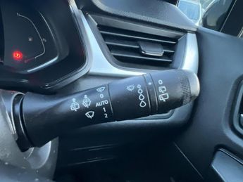 RENAULT CAPTUR 1.6 E-TECH evolution Auto Euro 6 (s/s) 5dr
