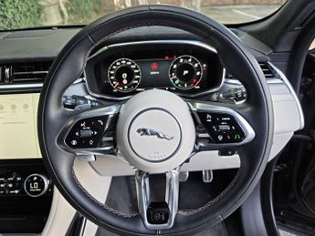 JAGUAR F-PACE 5.0 P575 V8 SVR 575 Edition SUV 5dr Petrol Quickshift AWD Euro 6