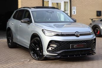 VOLKSWAGEN TIGUAN 1.5 ETSI R-LINE DSG