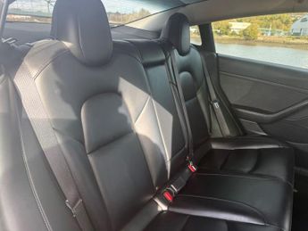 TESLA Model 3 (Dual Motor) Performance Saloon 4dr Electric Auto 4WDE (Performa