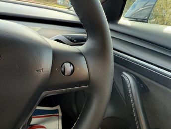 TESLA Model 3 (Dual Motor) Performance Saloon 4dr Electric Auto 4WDE (Performa