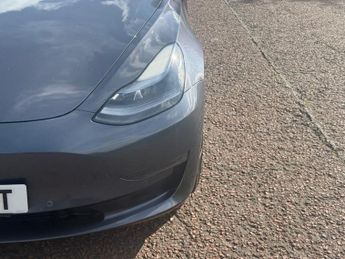 TESLA Model 3 (Dual Motor) Performance Saloon 4dr Electric Auto 4WDE (Performa