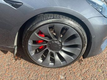 TESLA Model 3 (Dual Motor) Performance Saloon 4dr Electric Auto 4WDE (Performa