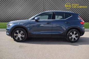 VOLVO XC40 2.0 T4 Inscription SUV 5dr Petrol Auto Euro 6 (s/s) (190 ps)